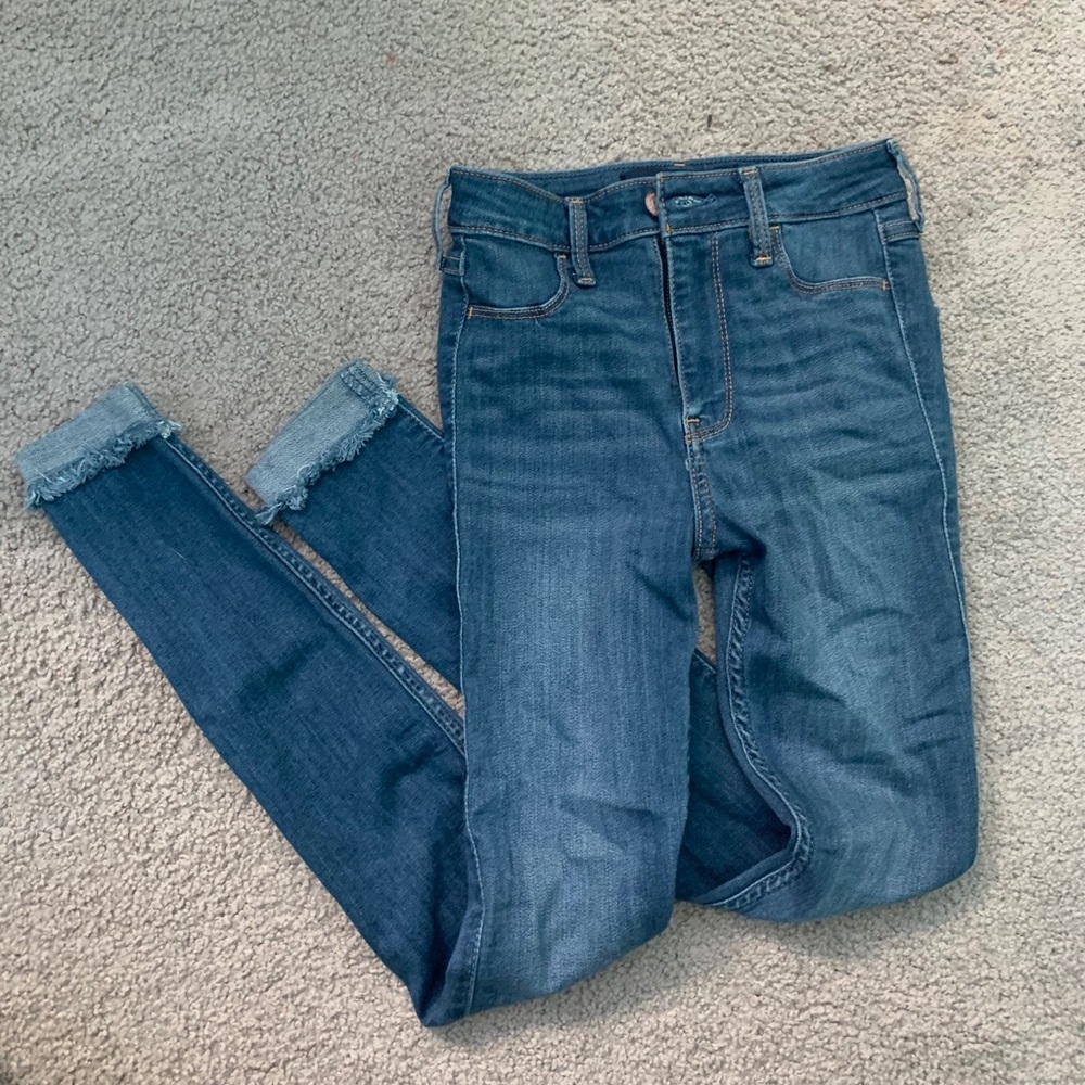Hollister jeans